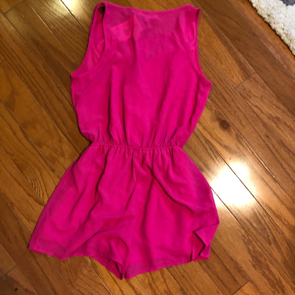 Pink romper - Picture 2 of 2
